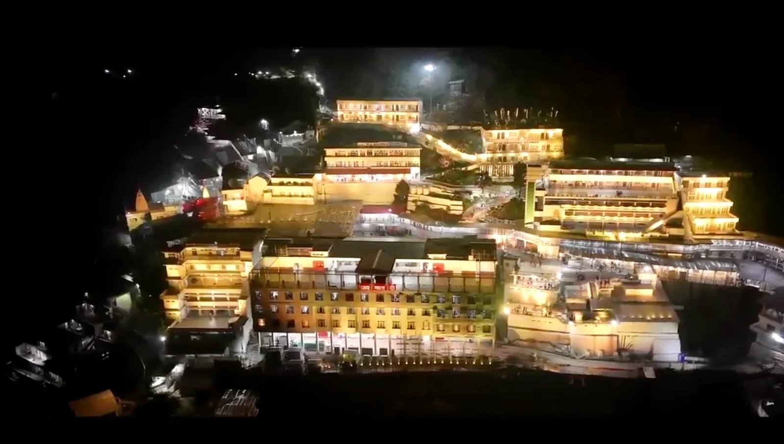 🌺Vaishnodevi and  Kashmir Tour Package – 6 Nights / 7 Days (Katra, Pahalgam, Gulmarg & Srinagar)