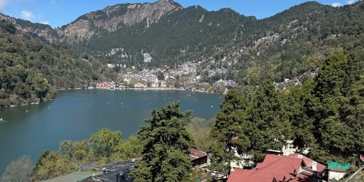 “Himalayan Bliss: Mussoorie & Nainital 5D/4N 3★ Tour 🚗🏔️”